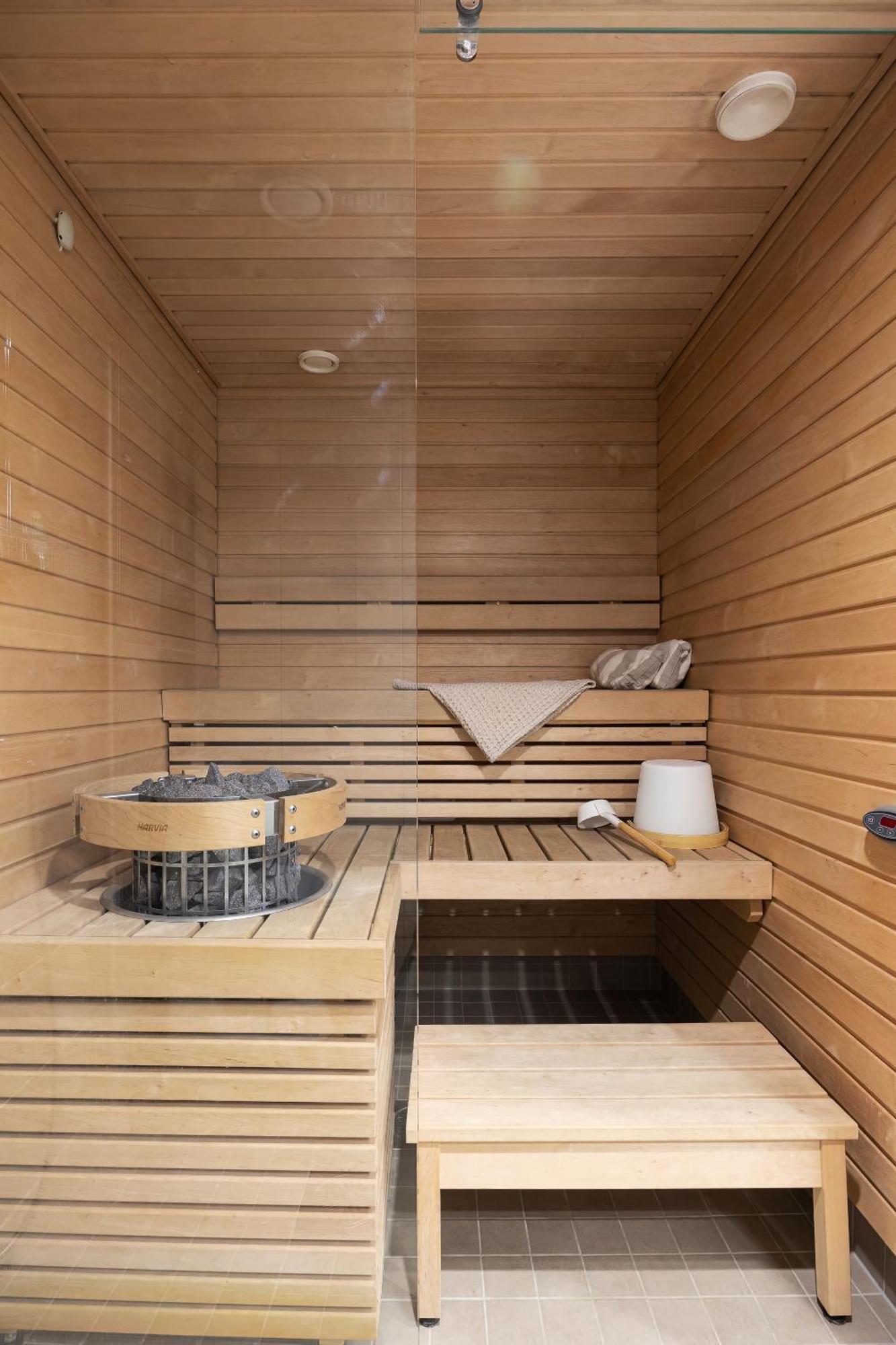 Top, Cozy, Lakeside, Sauna And Free Indoor Parking 탐페레 외부 사진