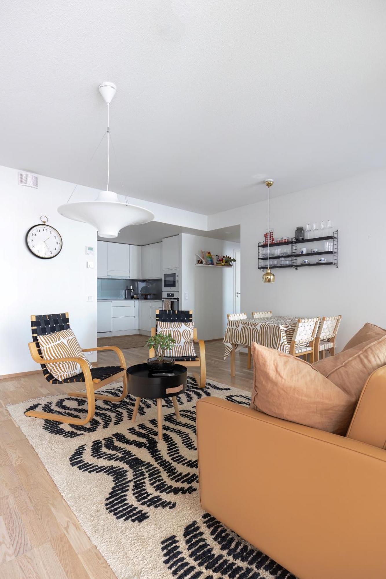 Top, Cozy, Lakeside, Sauna And Free Indoor Parking 탐페레 외부 사진